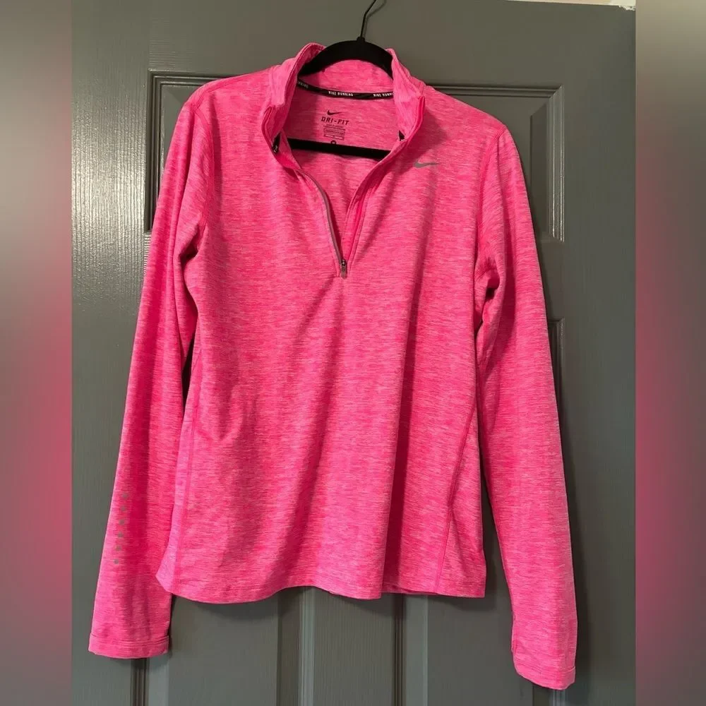 Nike Women's Pink Element 1/2 Zip Long Sleeve Running Shirt size M